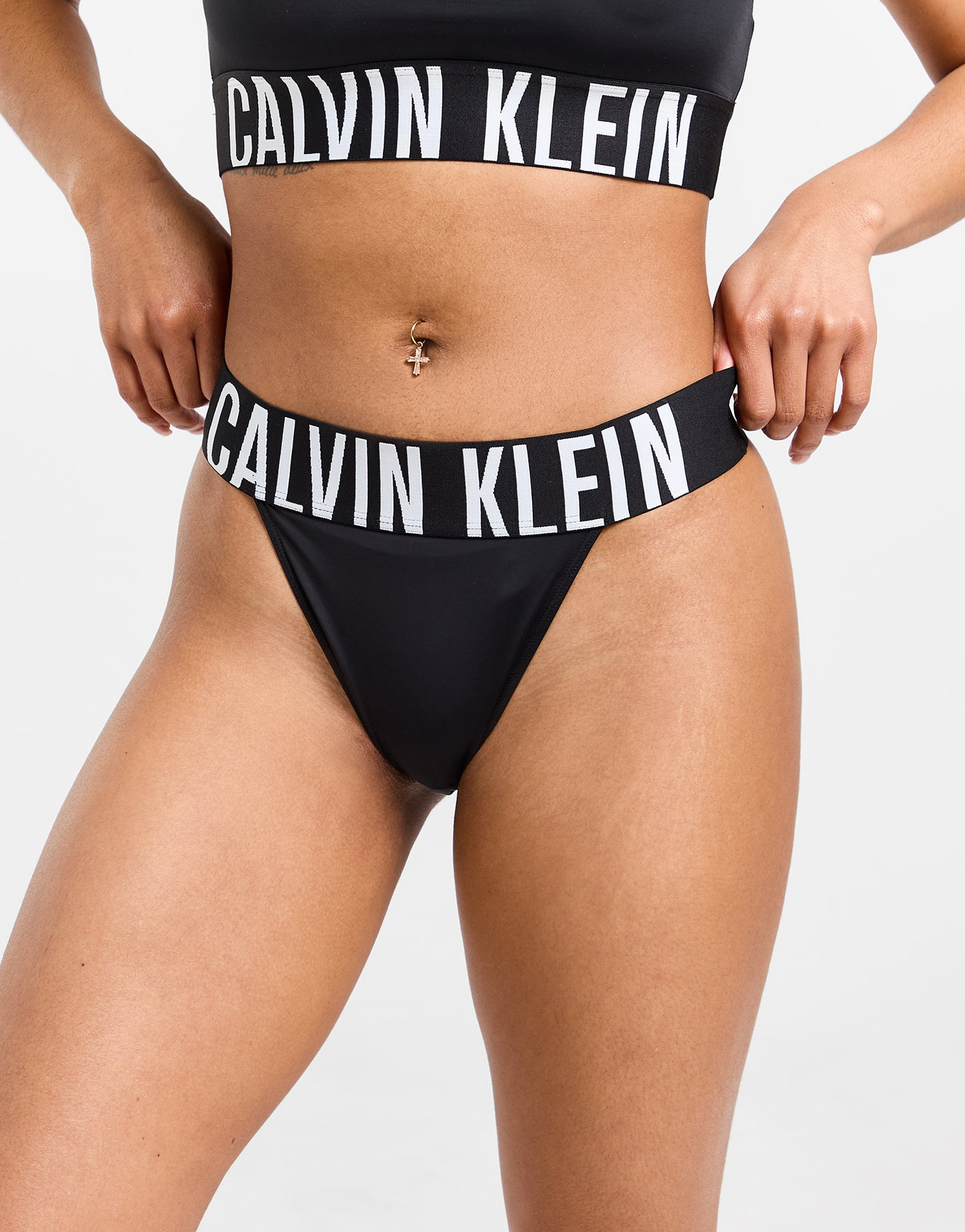 Calvin Klein Underwear String Intense Power Femme