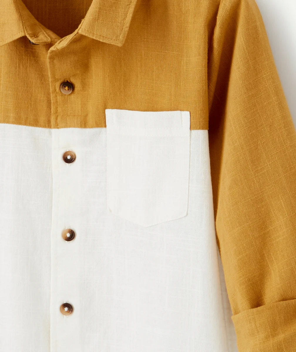 CHEMISE GARÇON EN COTON BLANC ET CAMEL