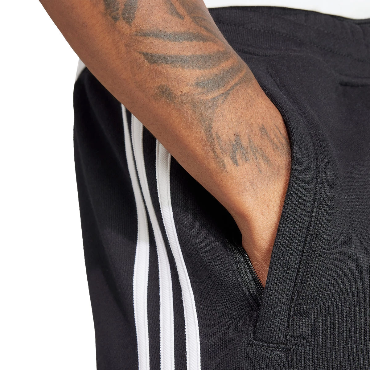 Calções adidas 3 Stripes