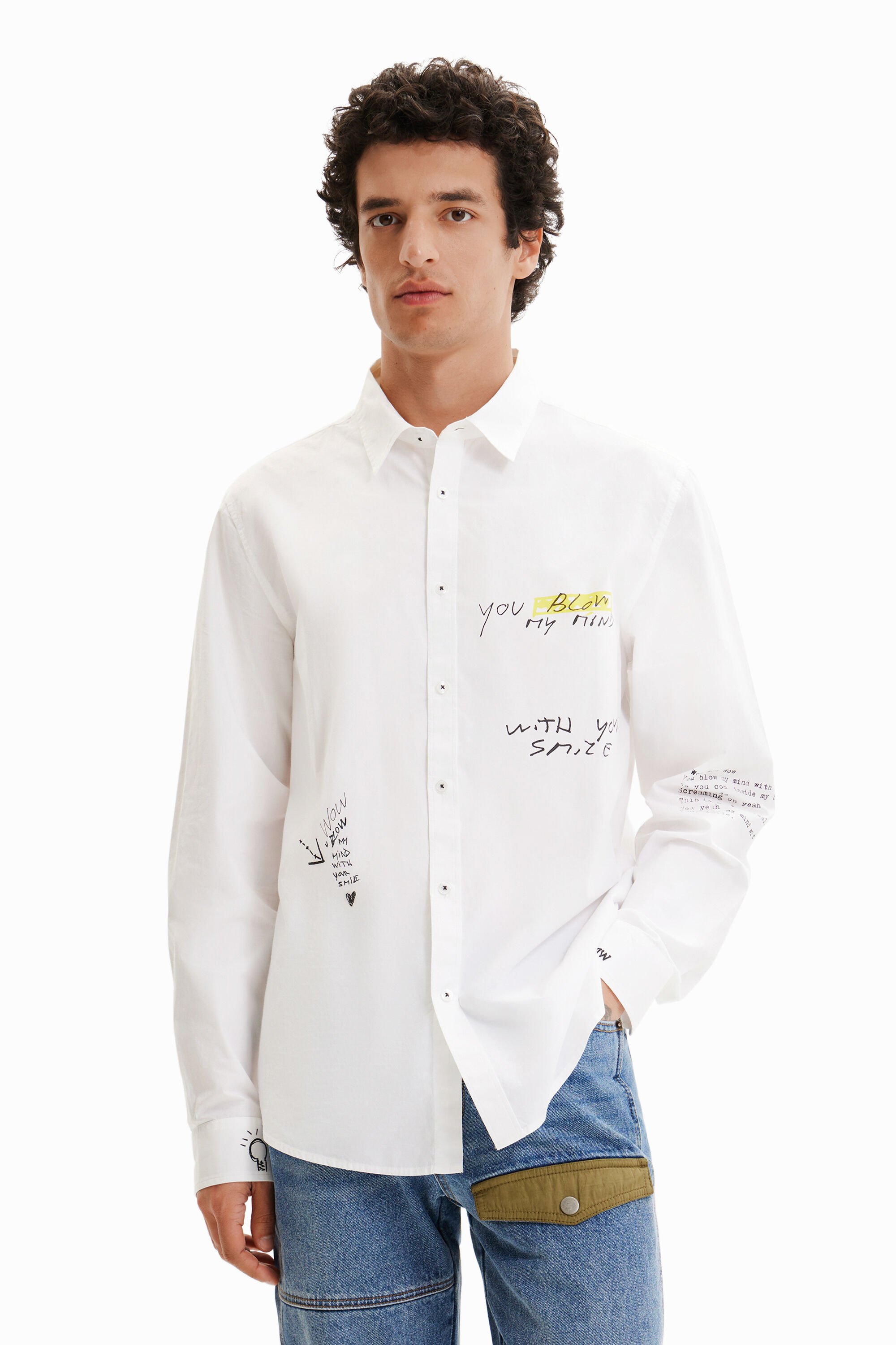 Chemise messages contraste