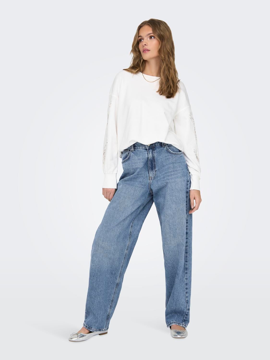 ONLHARLEY Niedrige Taille Baggy Fit Jeans Light Blue Denim