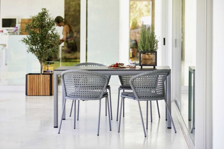 Cane-Line Lean tuinstoel Light grey