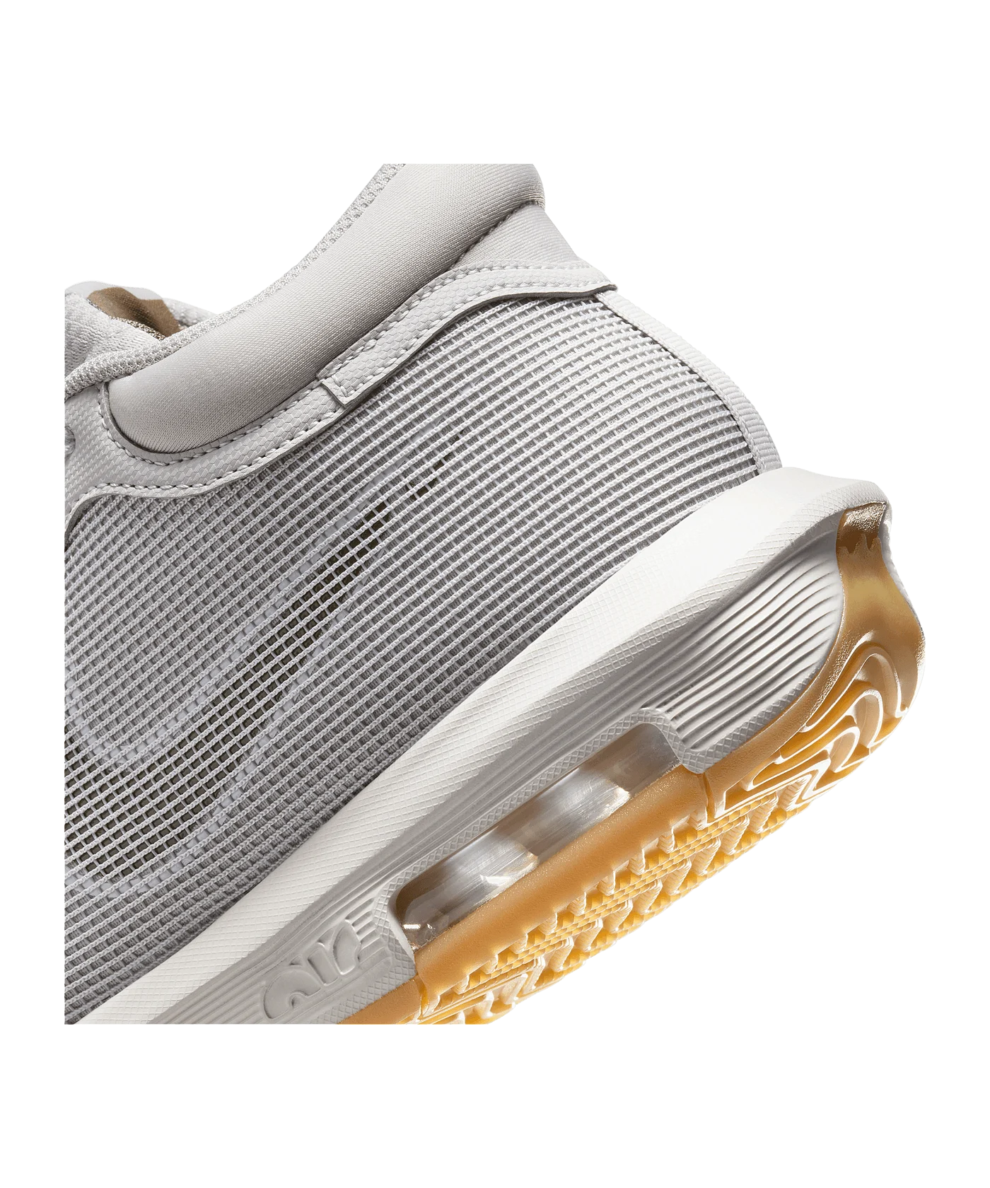 Nike LeBron Witness 8 Braun Grün F003