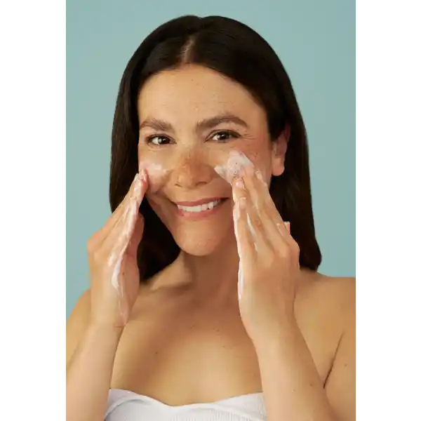Magic Cleanse Puder-zu-Milch Gesichtsreiniger