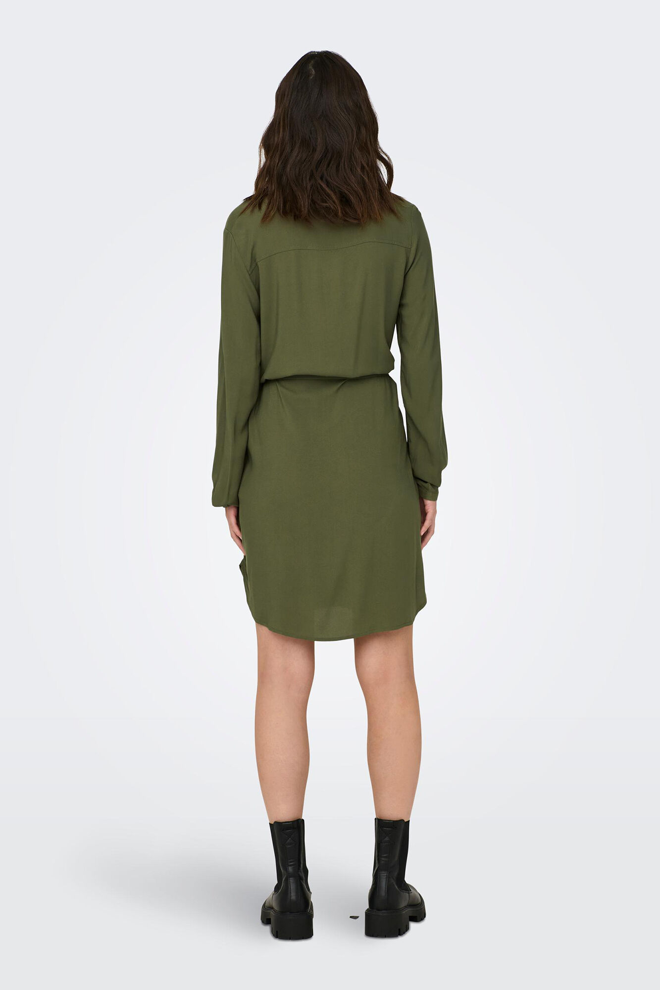 Vestido midi estilo camisa
