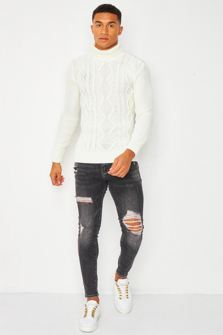 Pull blanc col roulé en maille torsadée