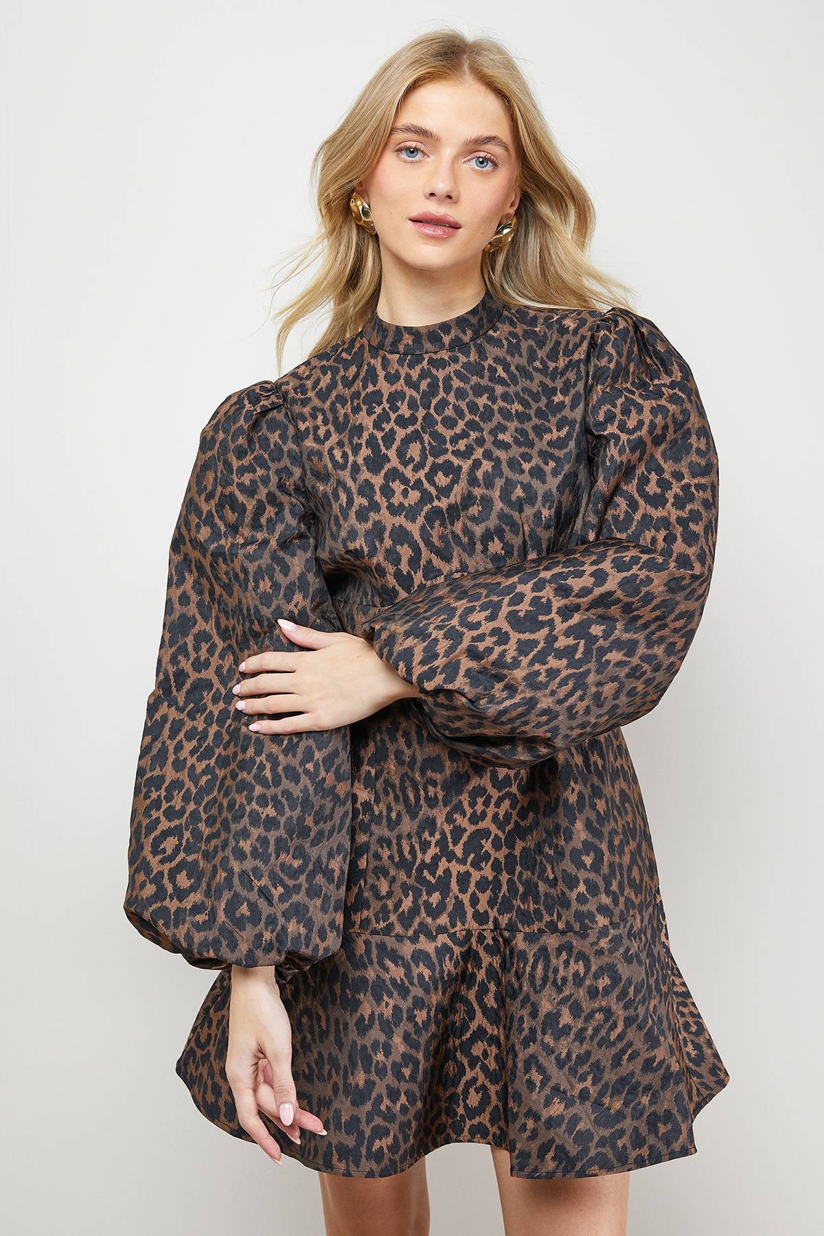 Oasis Robe Mini à Manches Bouffantes en Jacquard Imprimé Léopard