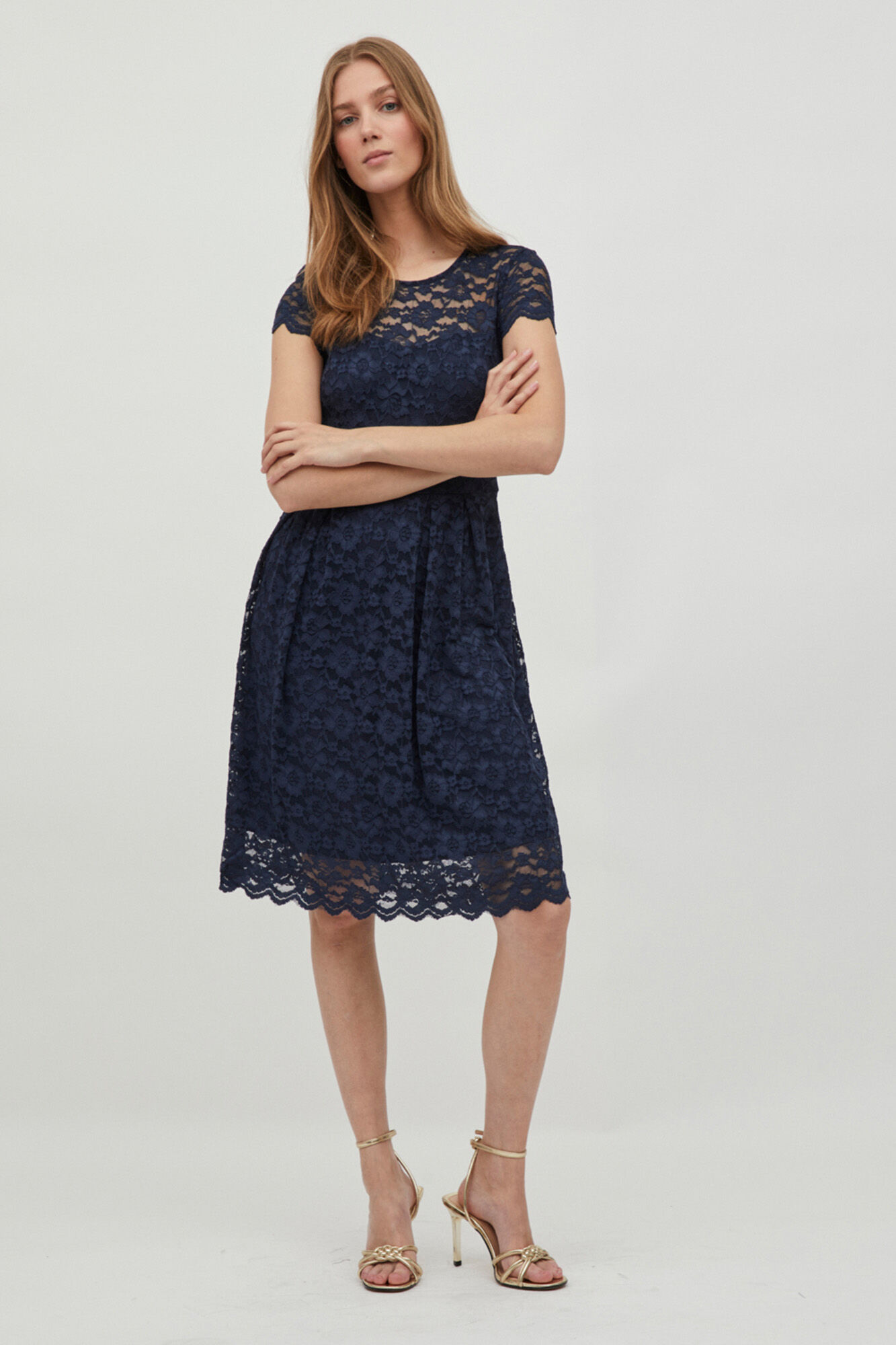 Vestido curto de renda - Azul marinho