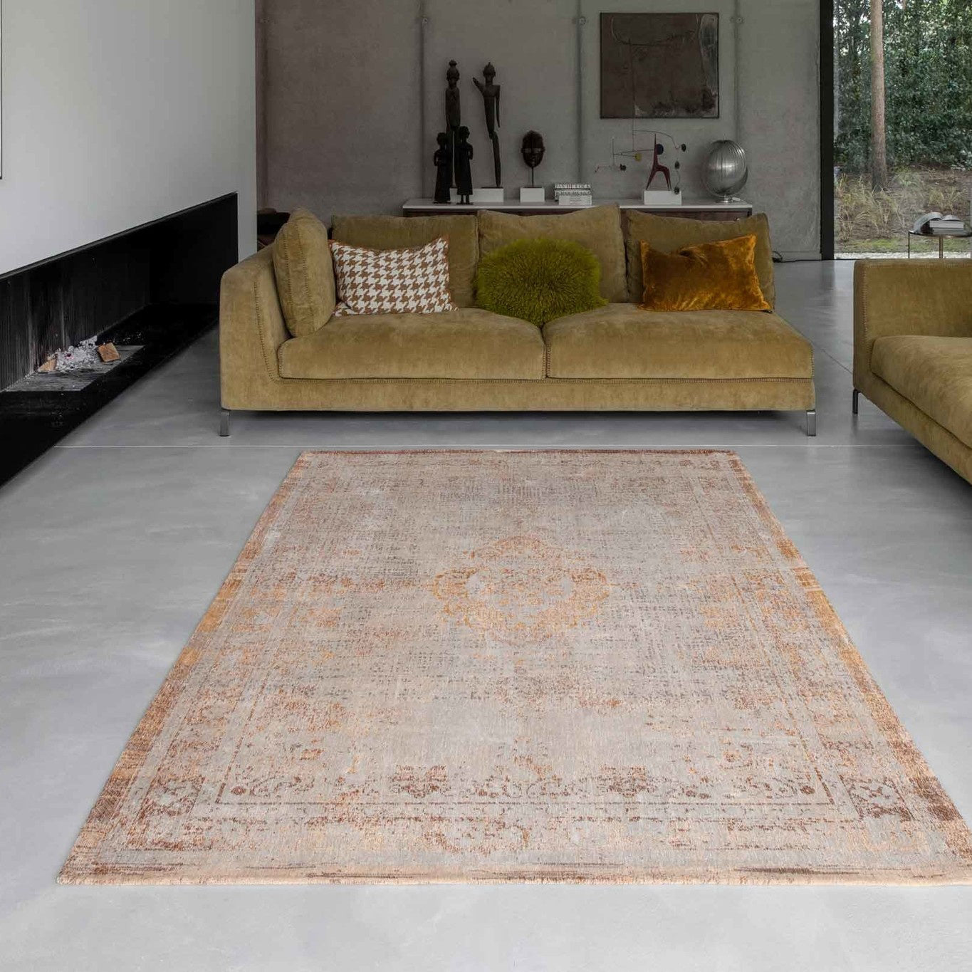 Louis de Poortere Medallion Fading World Vloerkleed 200 x 280 cm - Salmon