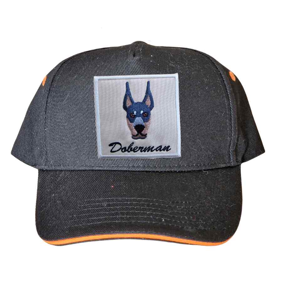 BONÉ DE CÃO DOBERMAN