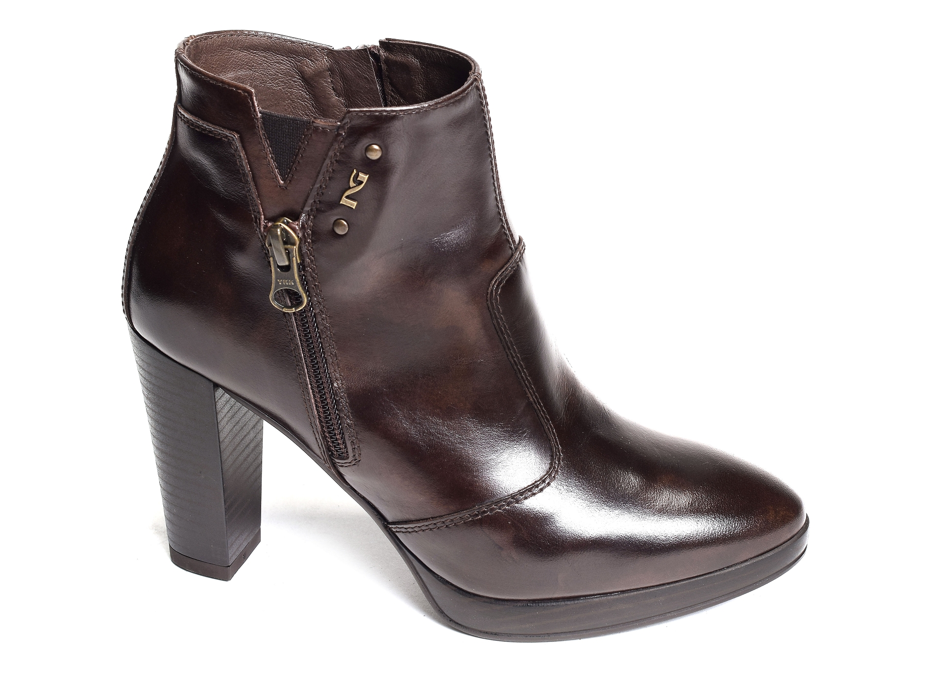 08253 marron