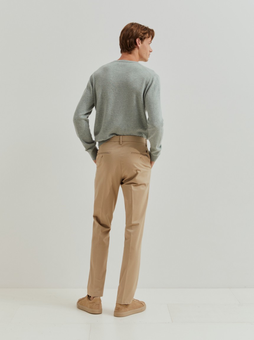 Calças chino slim fit vincadas