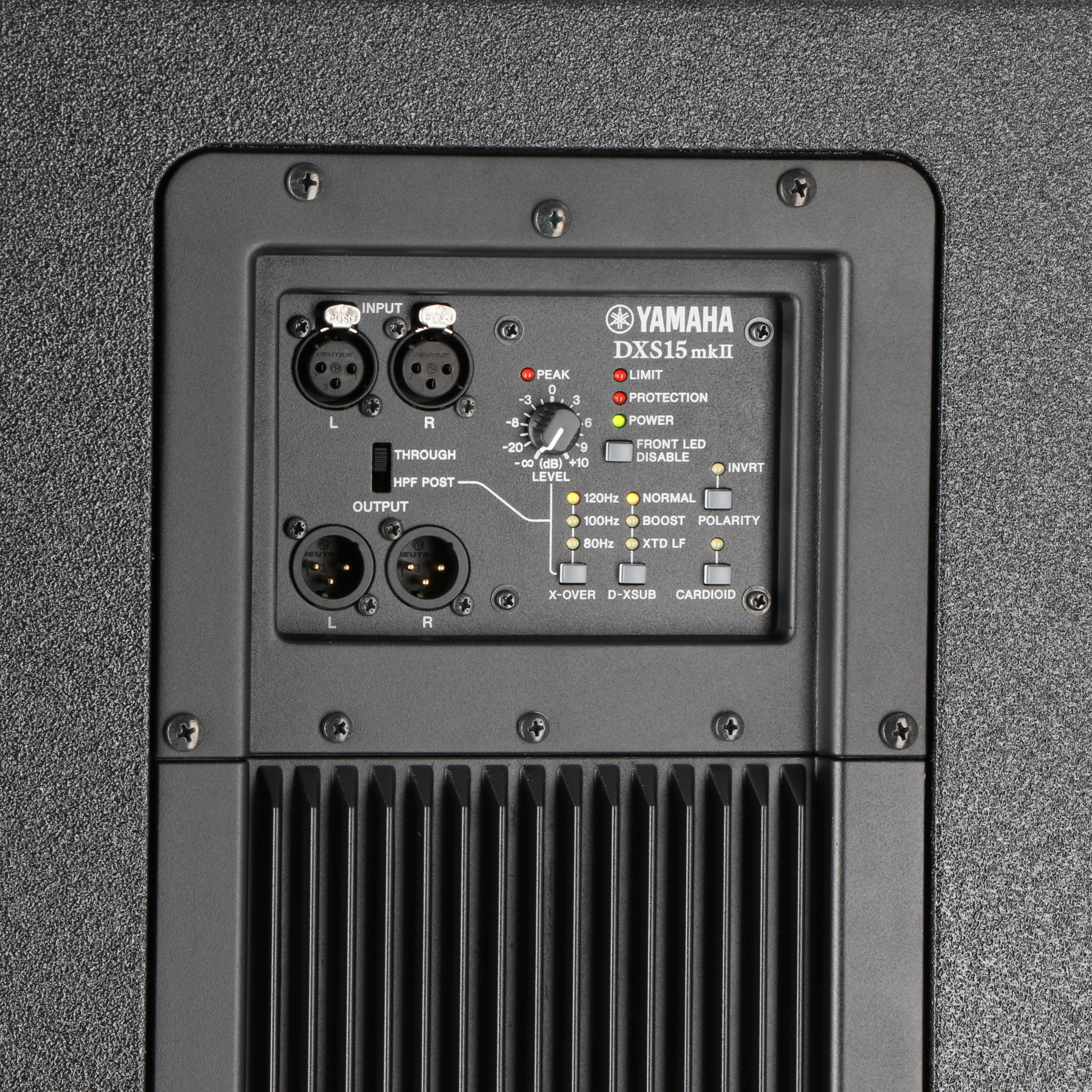 Yamaha DXS15mkII actieve subwoofer