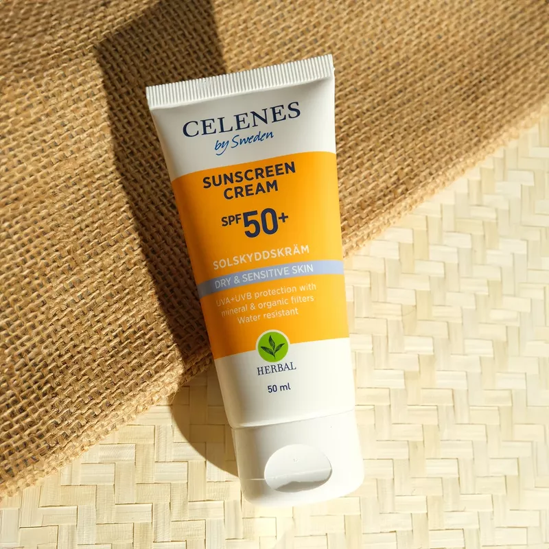 Celenes Herbal Sunscreen Face Cream Dry/Sensitive SPF 50 - 50 ml