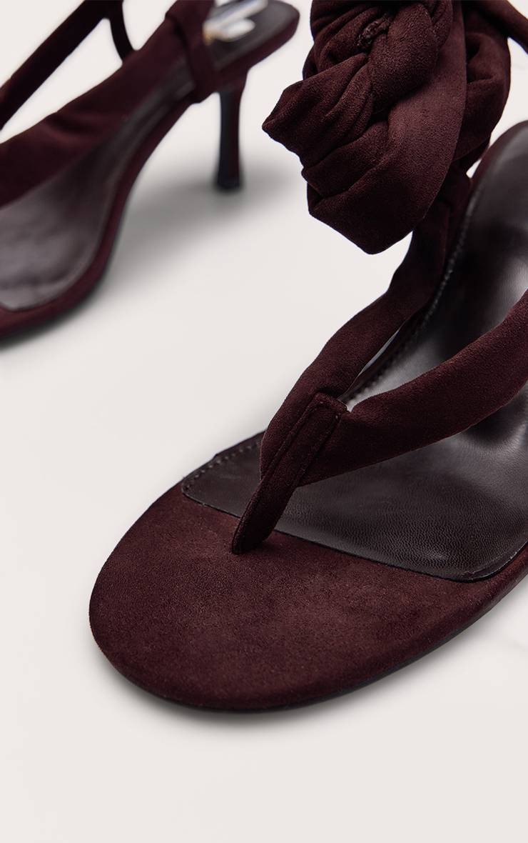 Chocolat Sandales À Talons À Lanières Tubulaires En Synthétique Avec Bride Entre Les Orteils