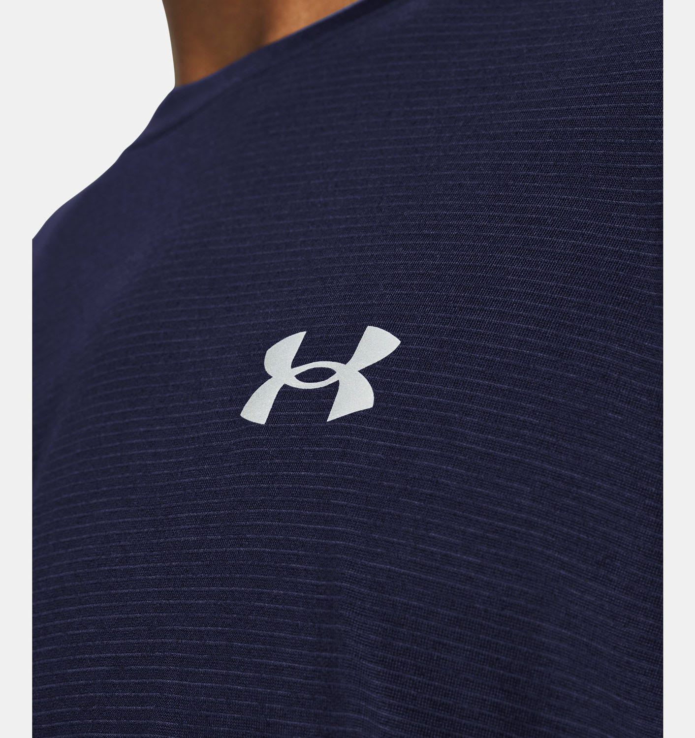 Under Armour  Launch Short Sleeve