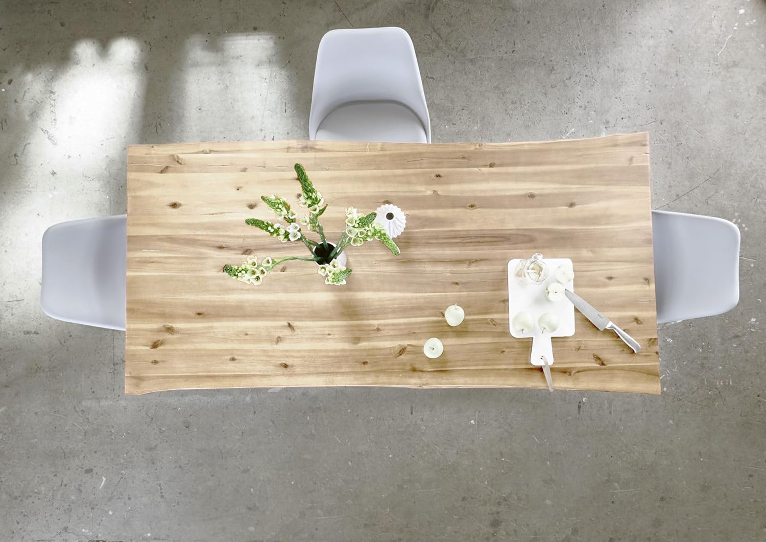 SAM Esstisch Harley | 120 x 80 cm | Akazienholz massiv | Farbe: Natur lackiert | echte Baumkante | U-Gestell Metall Schwarz | pflegeleichter Baumkantentisch/Esszimmertisch/Küchentisch