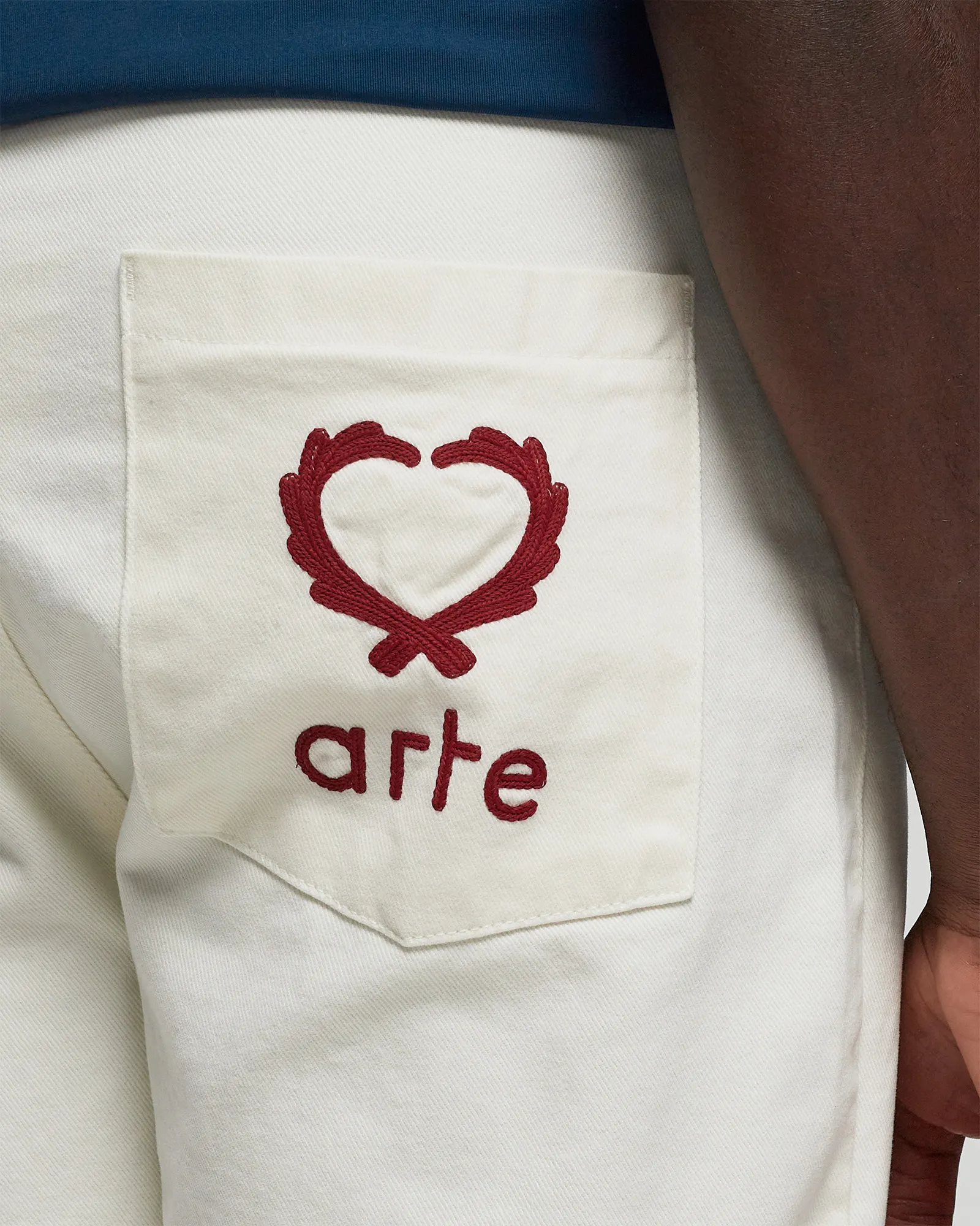 Arte Antwerp Back pocket embroidery