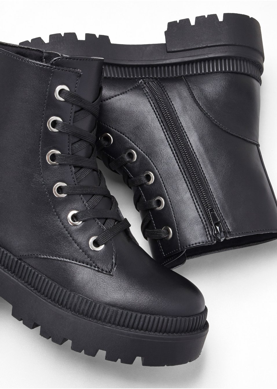Bottines à lacets