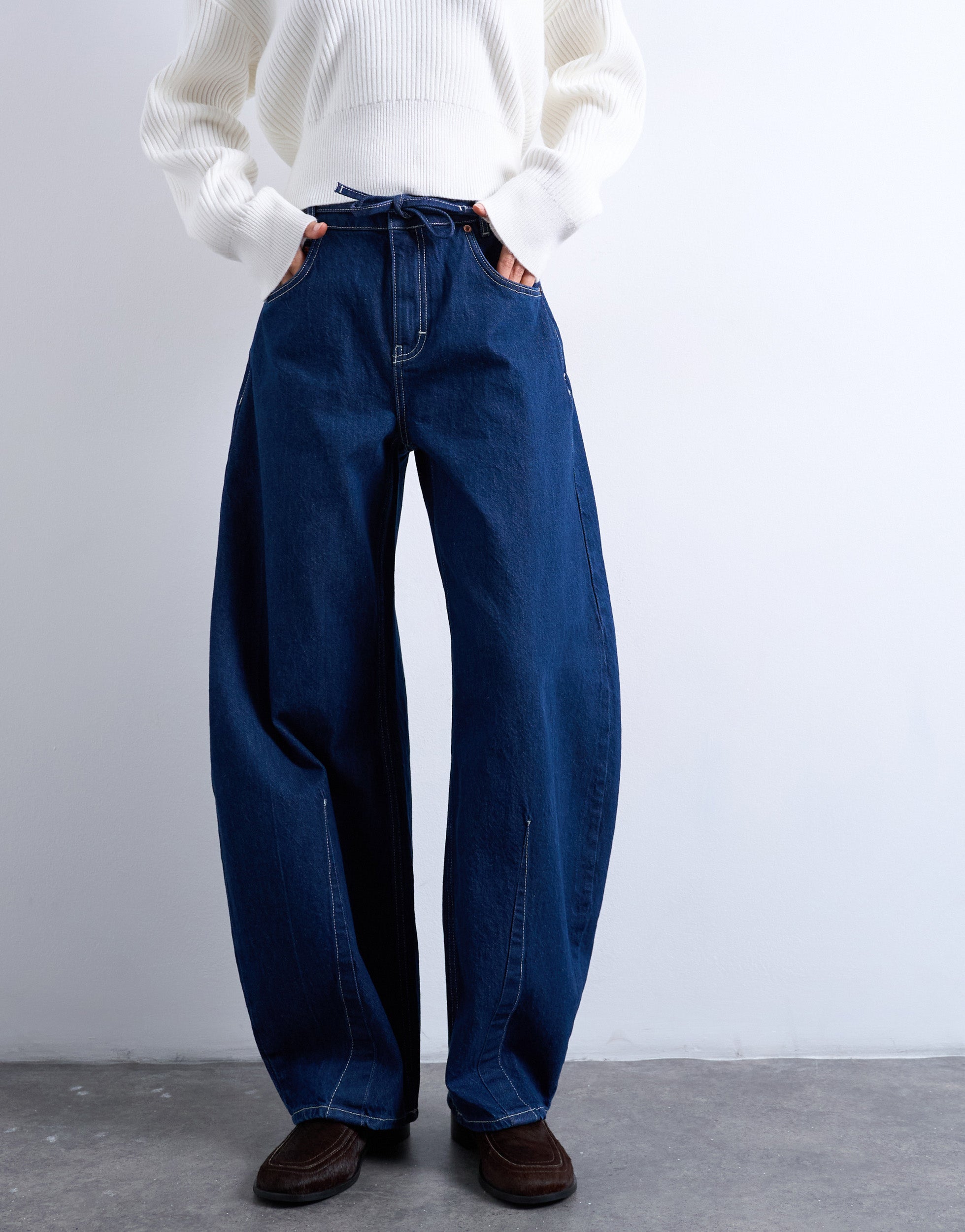 TSELODIE Barrel fit Jeans
