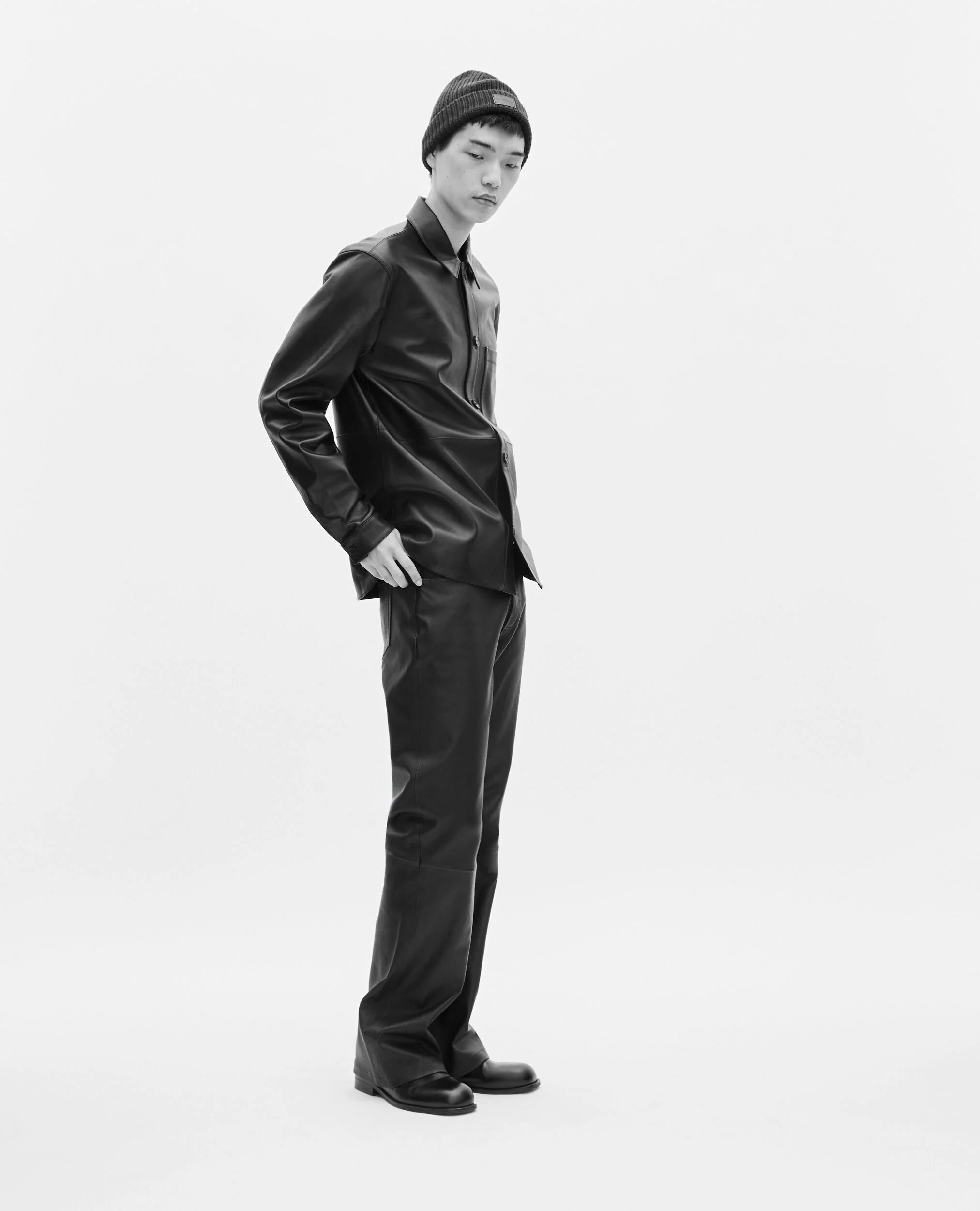 Chemise en cuir noire
