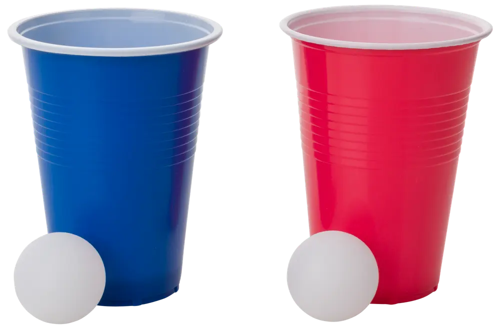 Beer pong med 12 kopper og 2 bolde