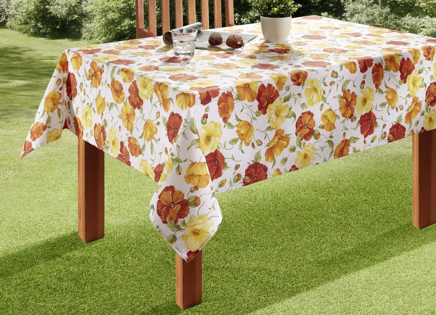 Tischdecke mit Fleckschutz-Ausrüstung