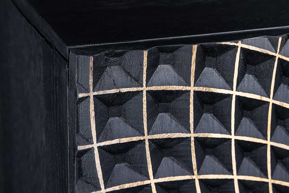 Design Highboard ILLUSION 120cm schwarz Mangoholz Massivholz mit 3D Schnitzereien gold Eisen Metallgestell