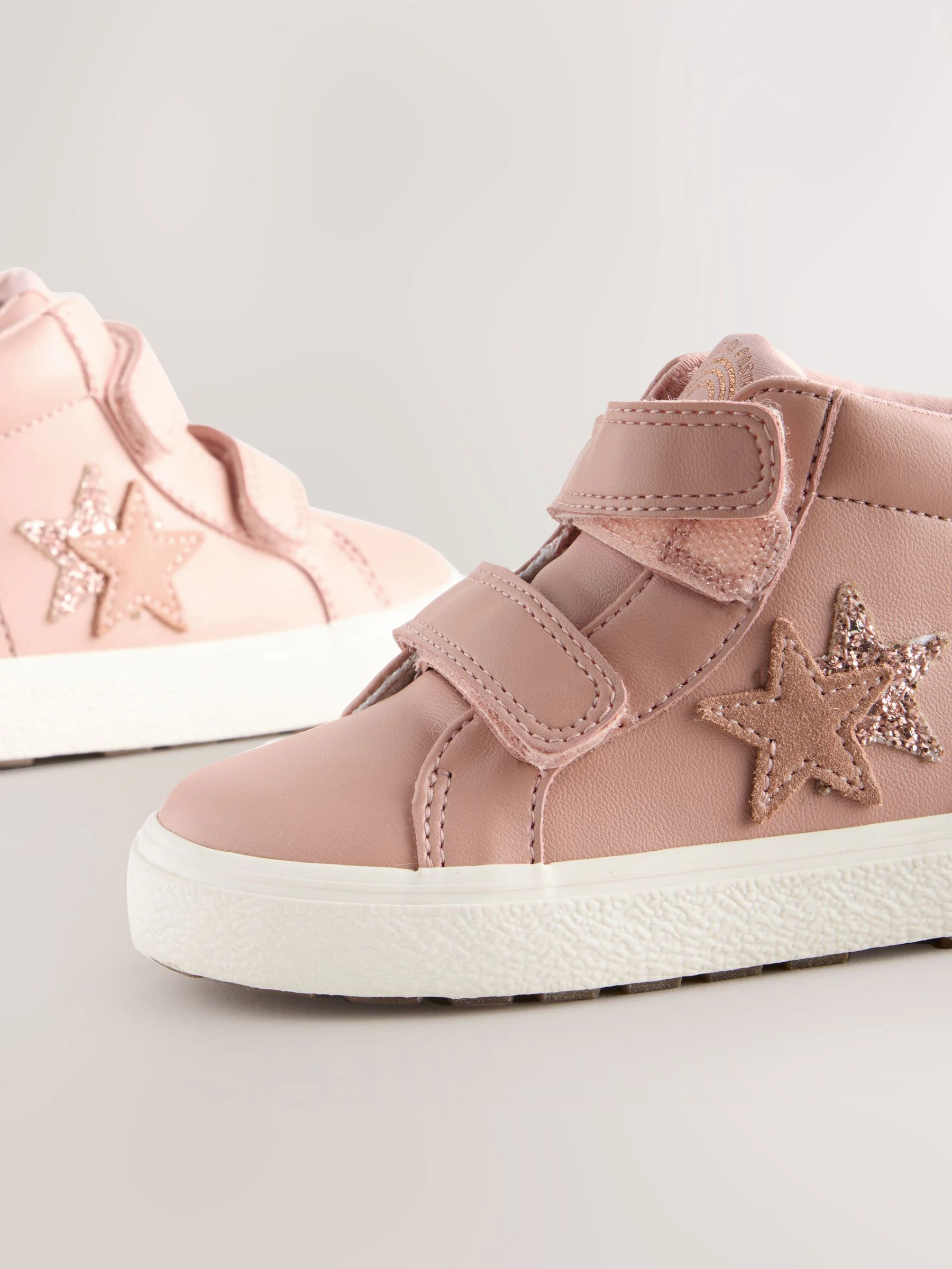 Roze - Hoge sneakers met klittenbandsluiting
