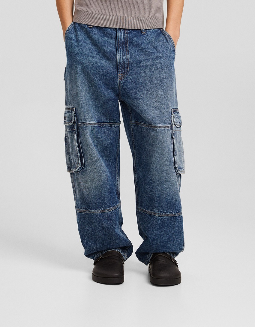 calça cargo estilo skater com efeito desbotado