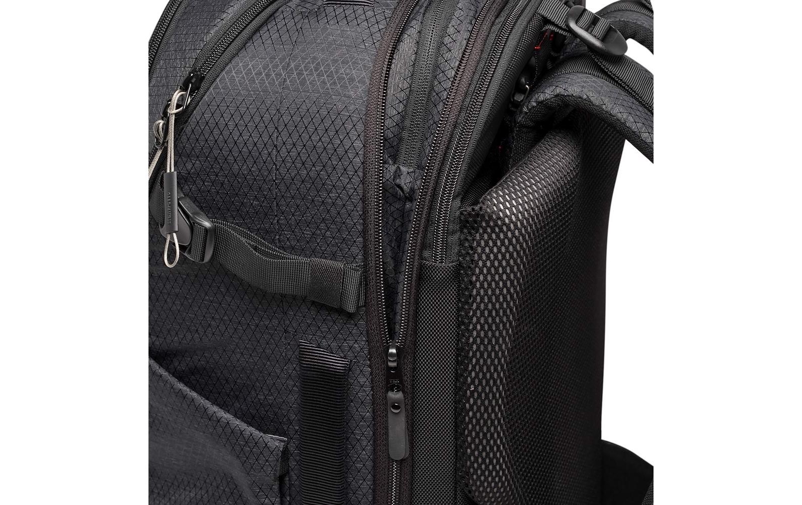Fotorucksack PRO Light Flexloader L<br>Professioneller Rucksack mit Bodenverstärkung und Stossschutz