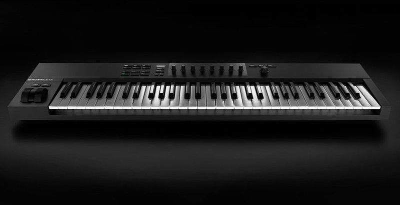 Native Instruments Komplete Kontrol A61 - Keyboard / MIDI controller