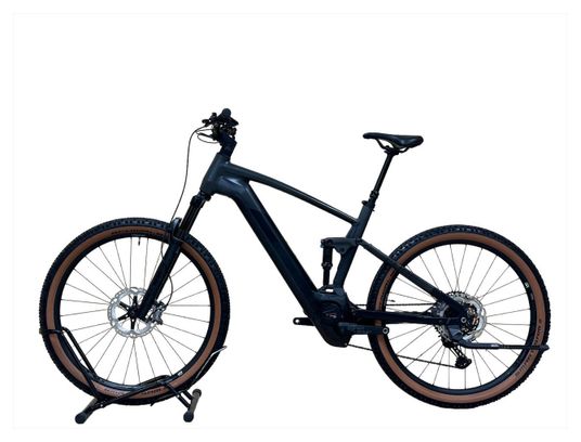Produit reconditionné . Cube Stereo Hybrid 120 SLT 750 XT 2022   VTT électrique . Cube . très bon état