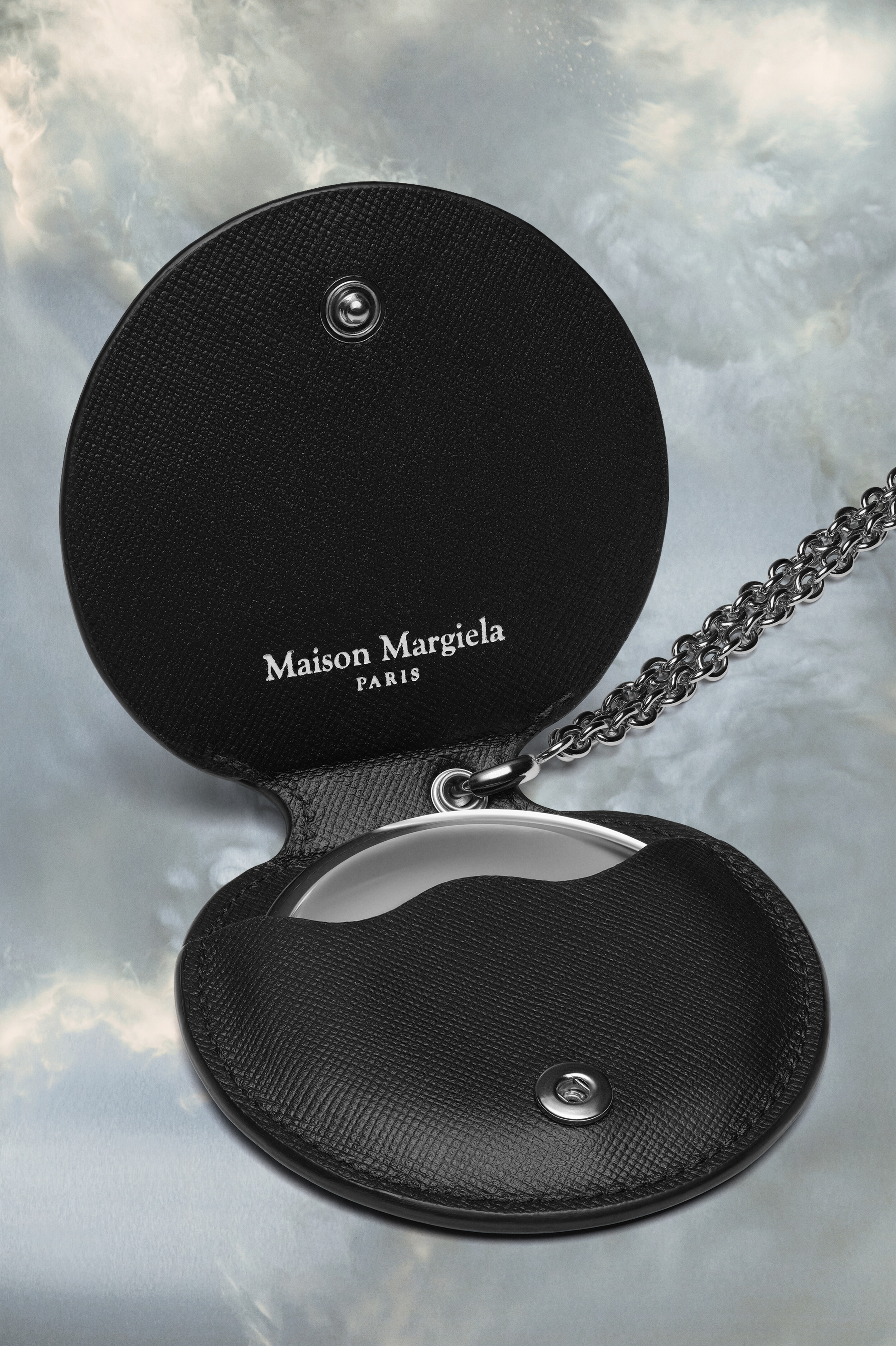 Accessoire en cuir