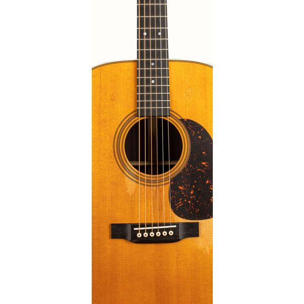 Martin Guitar D-28 StreetLegend