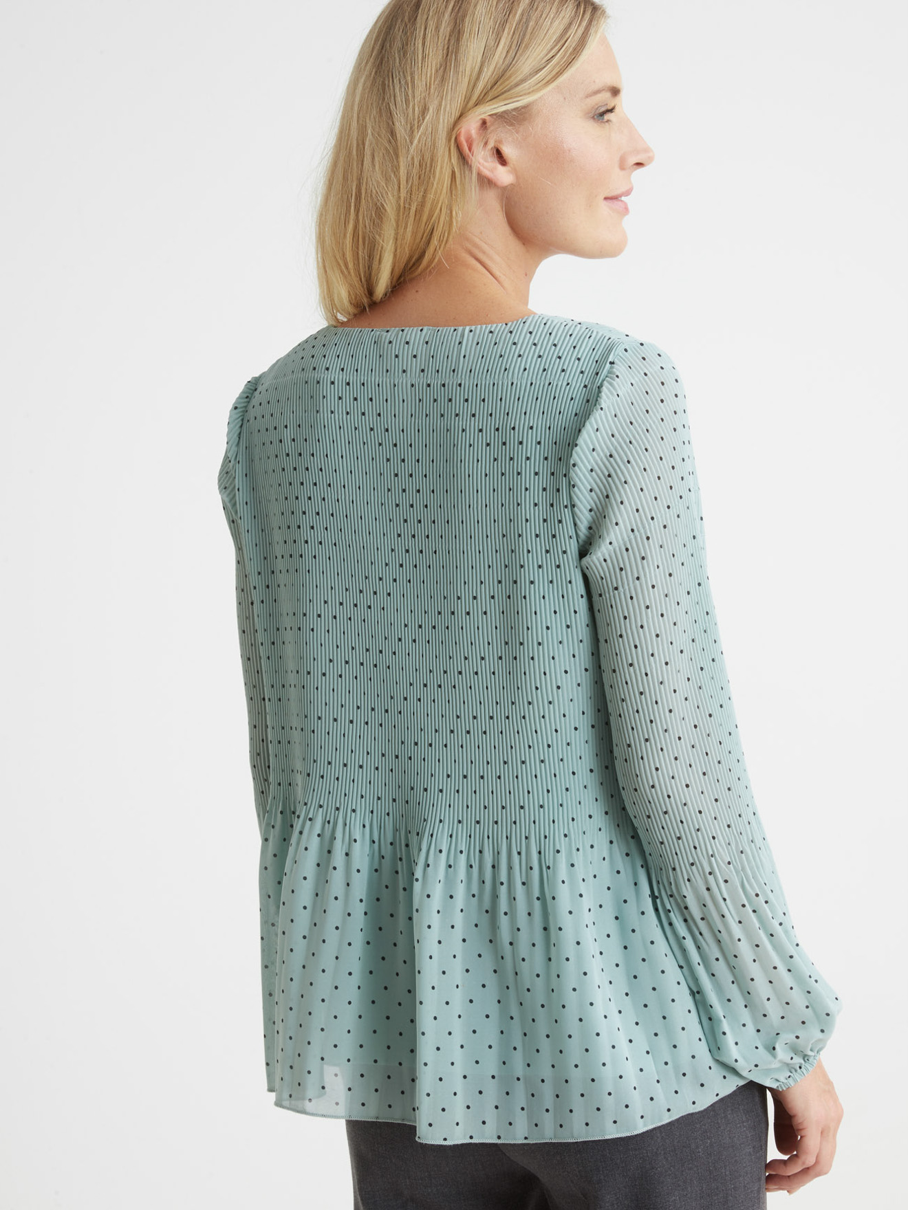 Blouse en voile au plissé permanent