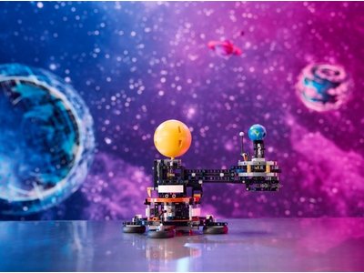 LEGO De aarde en de maan in beweging (42179)