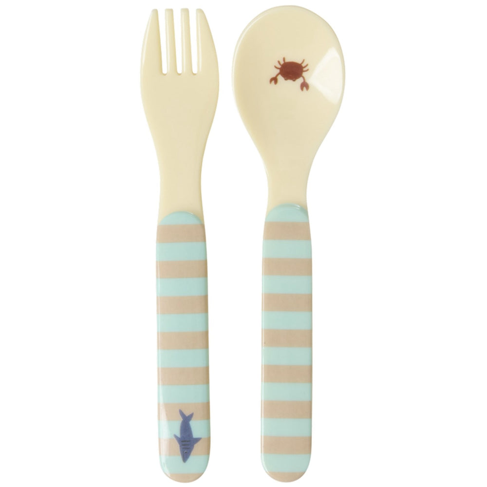 Køb Rice Blue Ocean Print Kids Melamine Ske og Gaffel