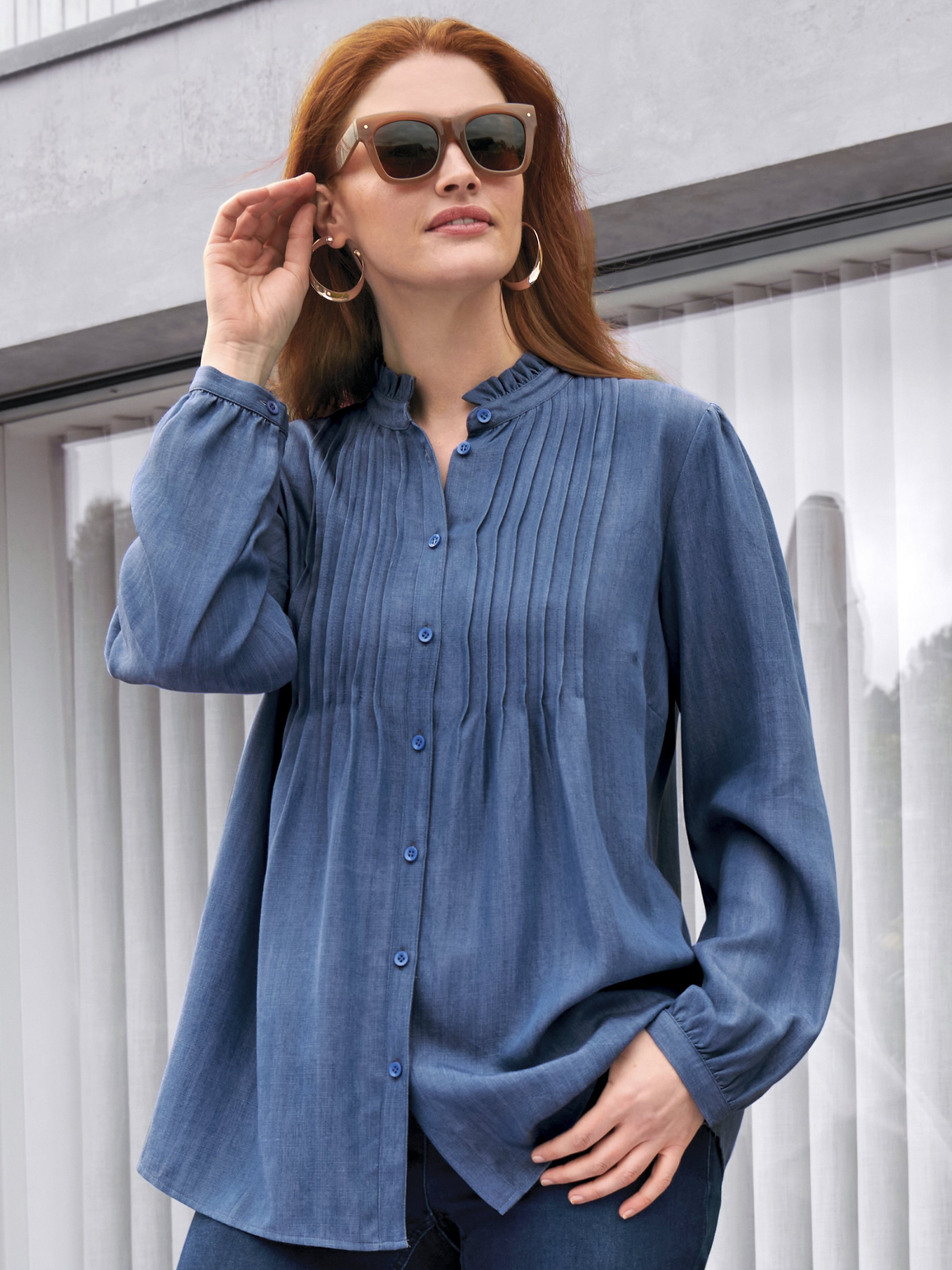 Bluse mit Stehkragen