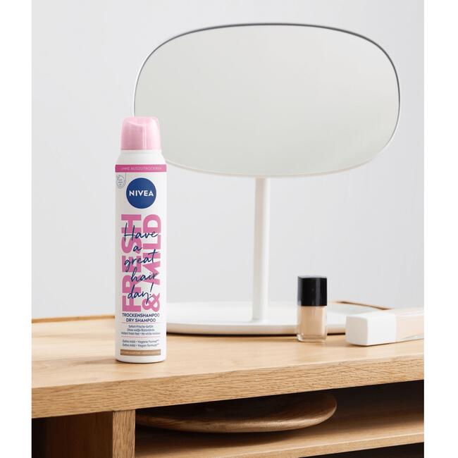 NIVEA Fresh Revive 3-In-1 Droogshampoo Donkerblond Haar 200 ML