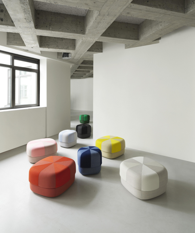 Normann Copenhagen Circus Duo poef small blauw