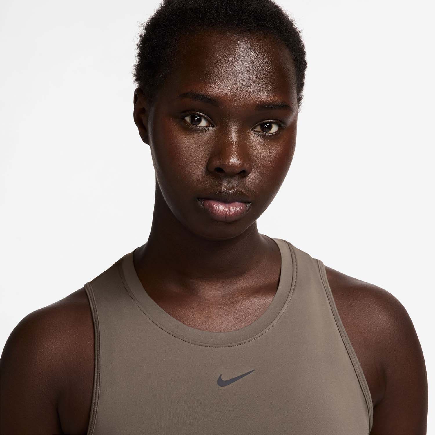 Nike  One Classic Top Dames
