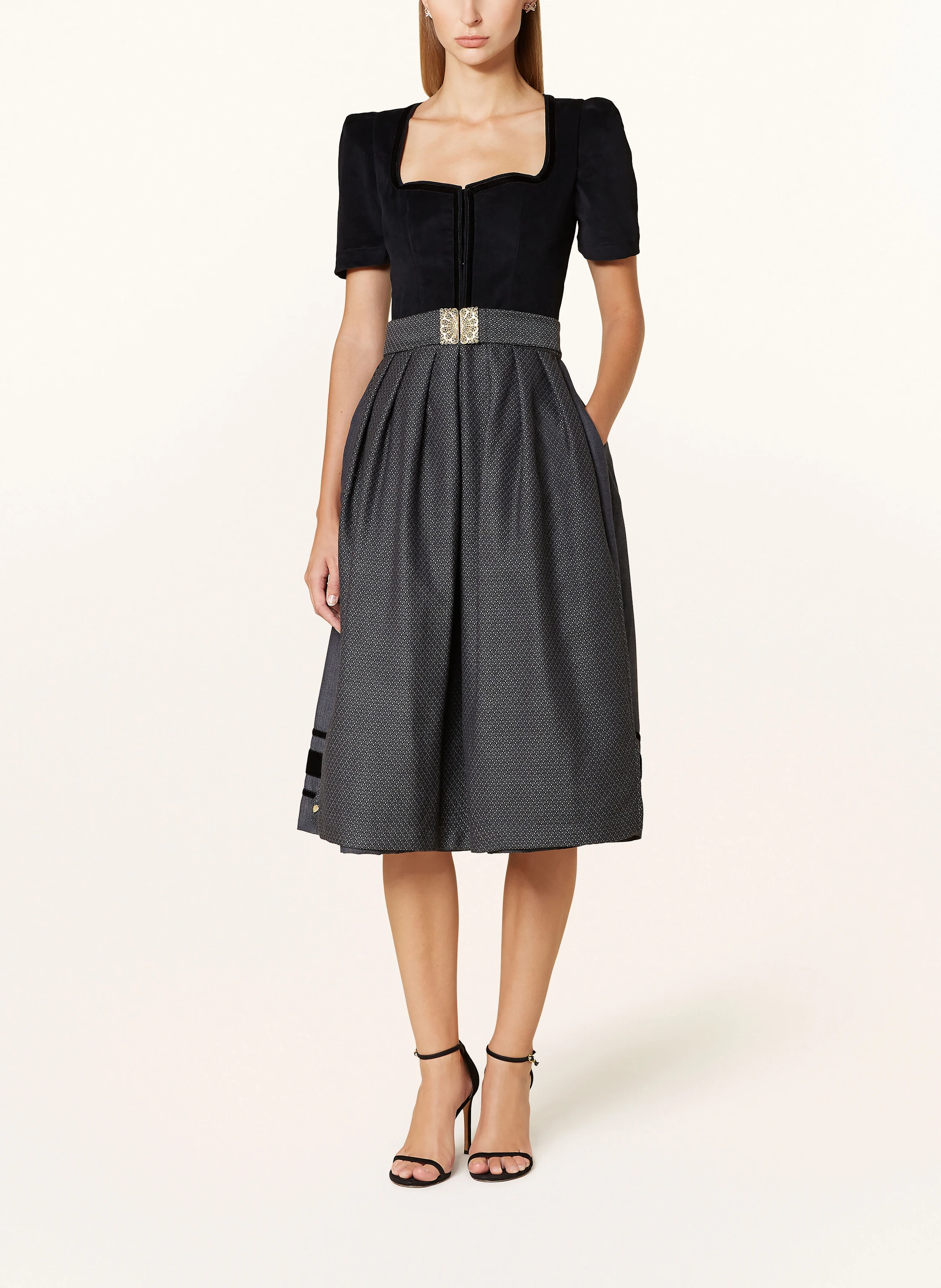 AlpenHERZ Dirndl