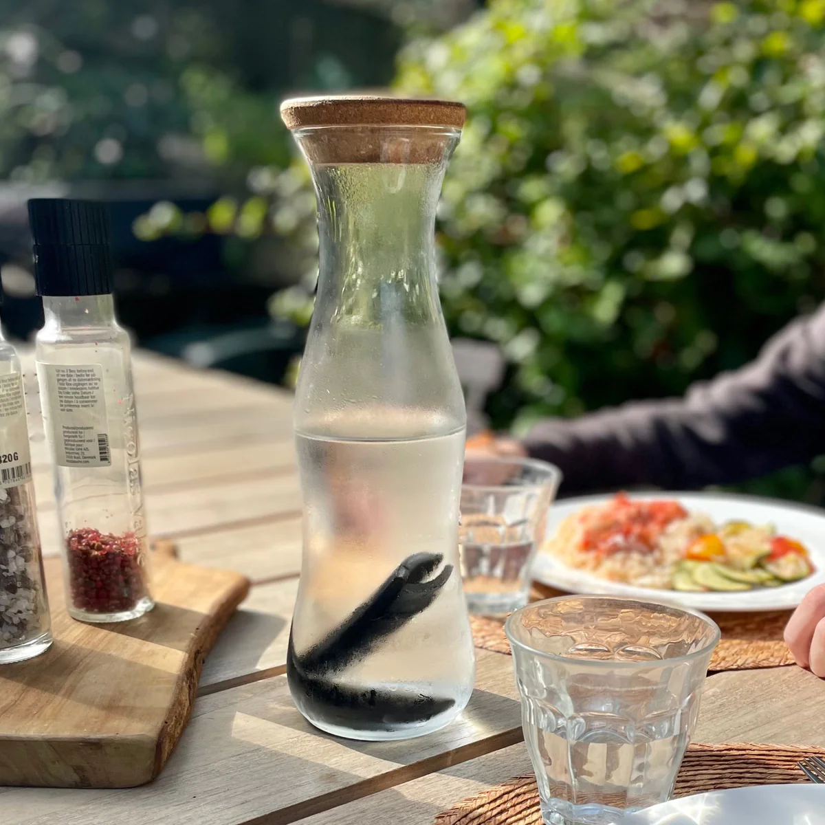 Carafe Filtrante en verre charbon actif - bouchon liège - 1L