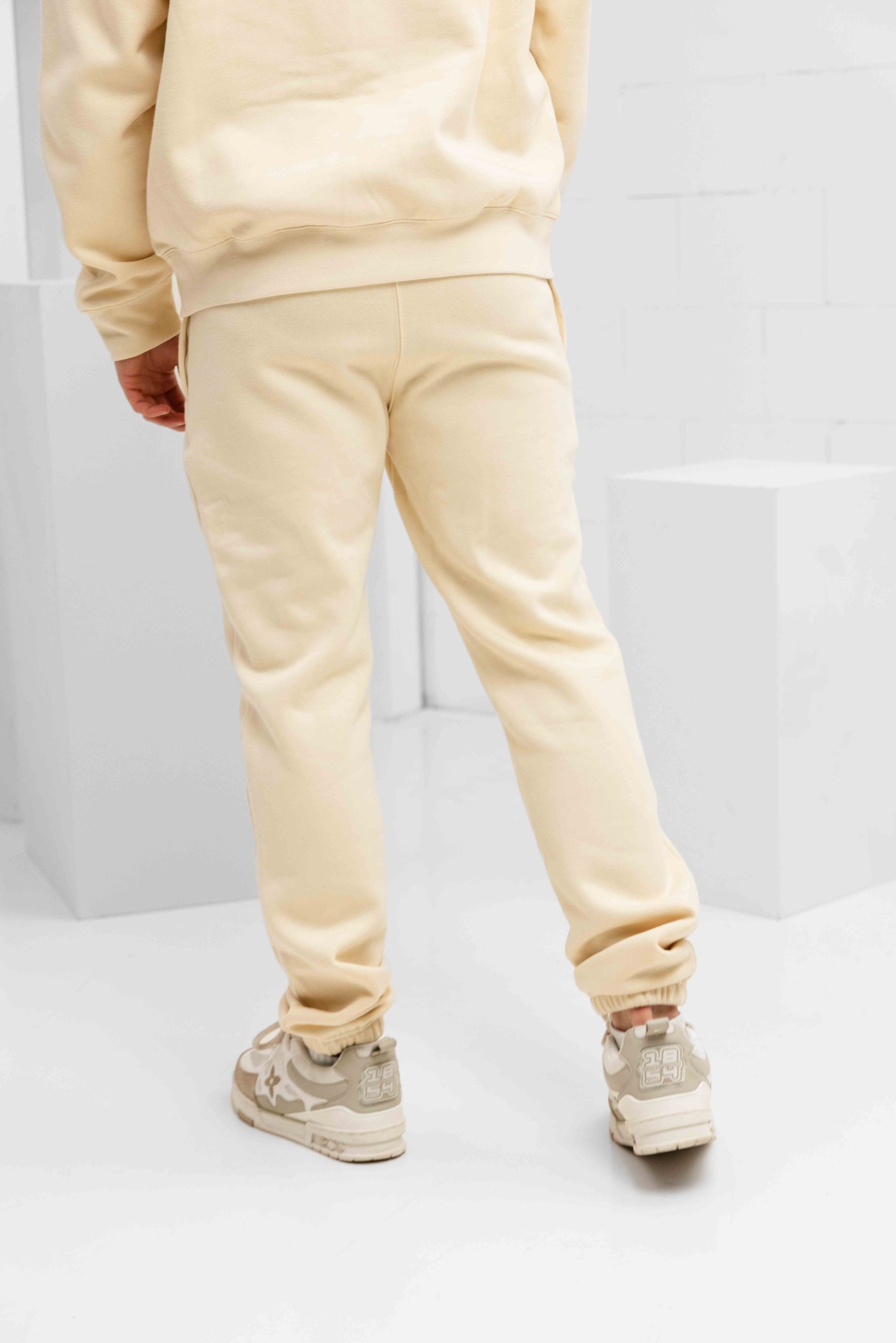Cou7ure Essentials Basic Curve Trainingspak Heren Beige