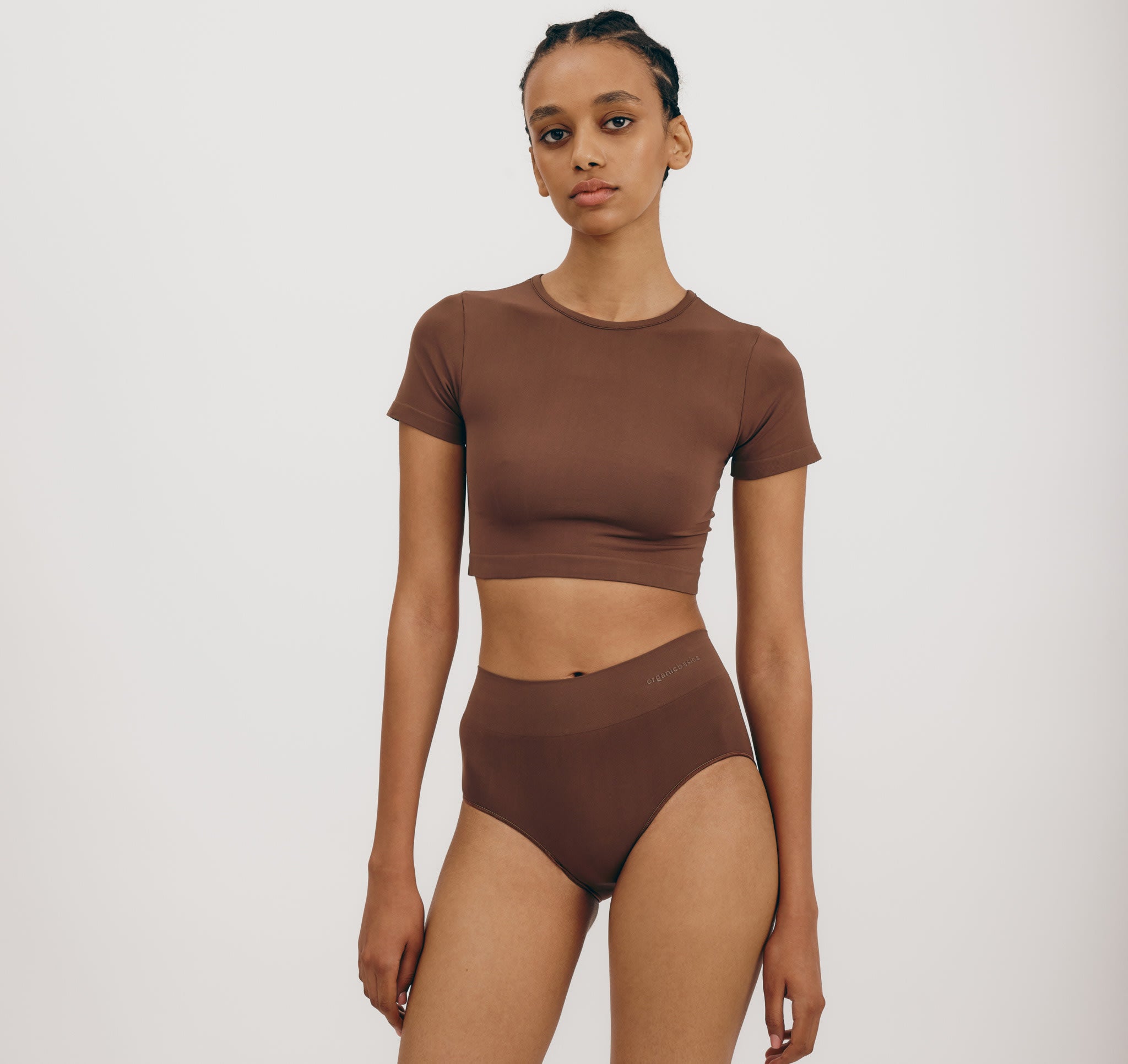 RECYCLED NYLON<br>Smooth Crop Tee