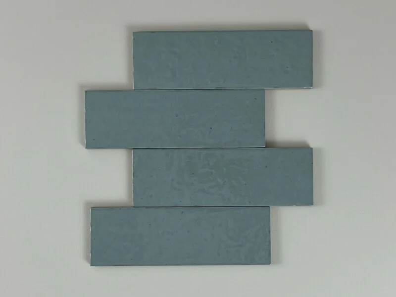 Jabo Kalma wandtegel 19x6cm blauw licht glans