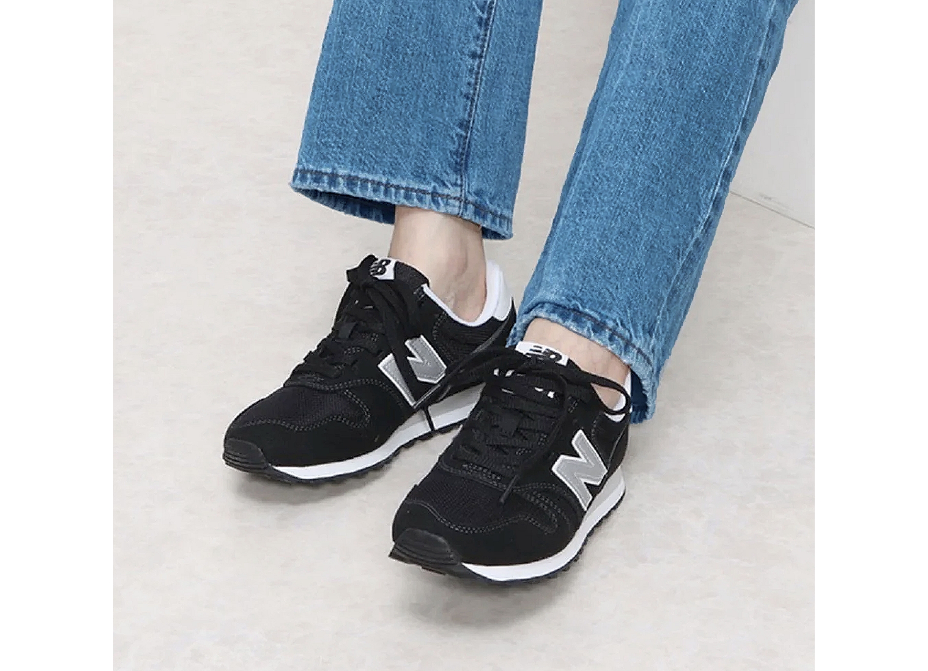 Ml373 noir blanc