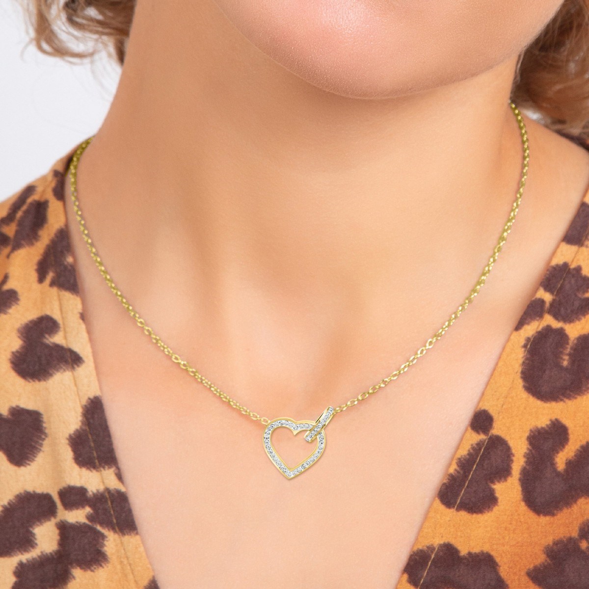 Collier coeur par SC Bohème orné de Cristaux scintillants