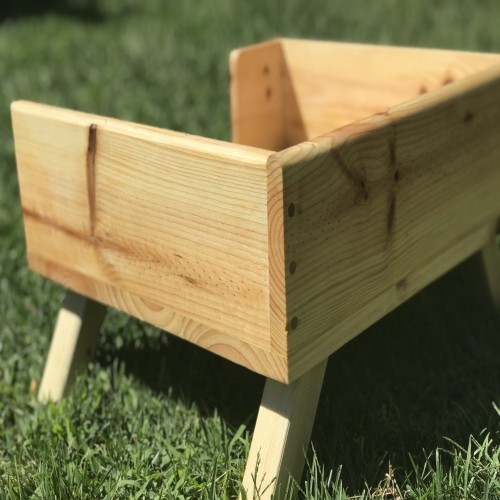 Cama Tatoi personalizável na cor natural.